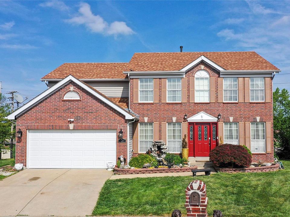 1st image of 26 Rivermeadows Dr