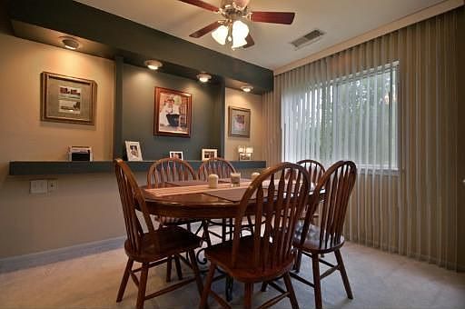 Dining Rm
