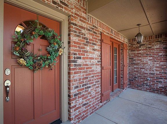 Welcoming front porch