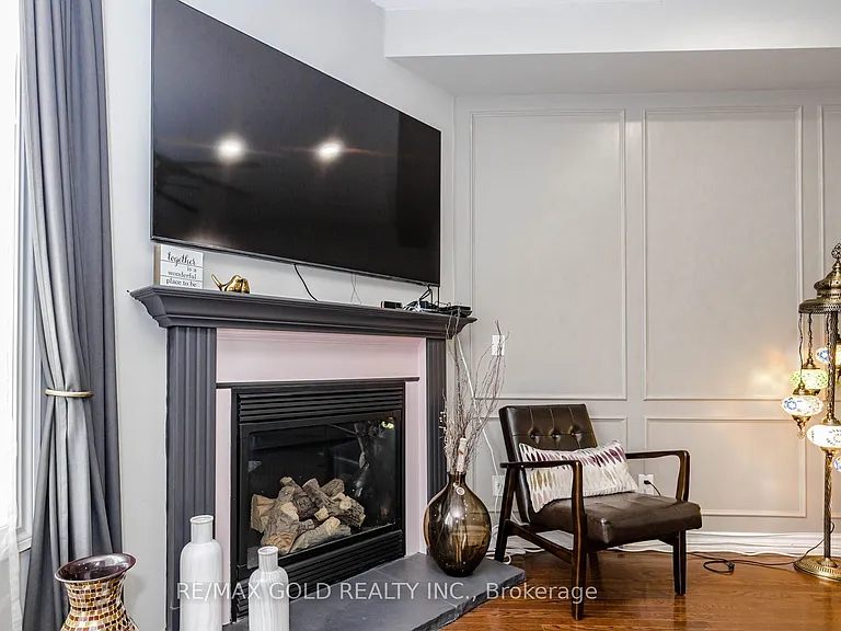 12 Cailiff St — Photo 16