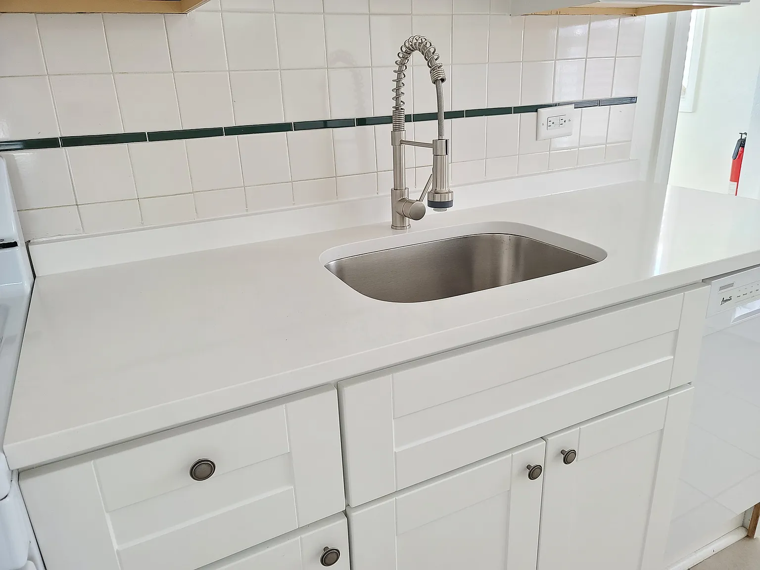 4109 South Blvd — Photo 3