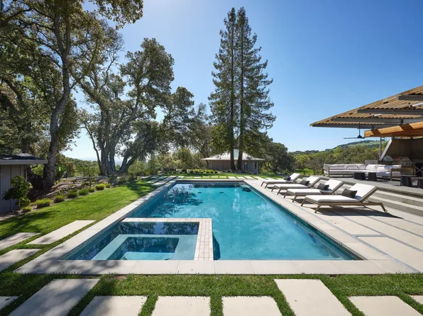 (undisclosed Address), Sonoma, CA 95476