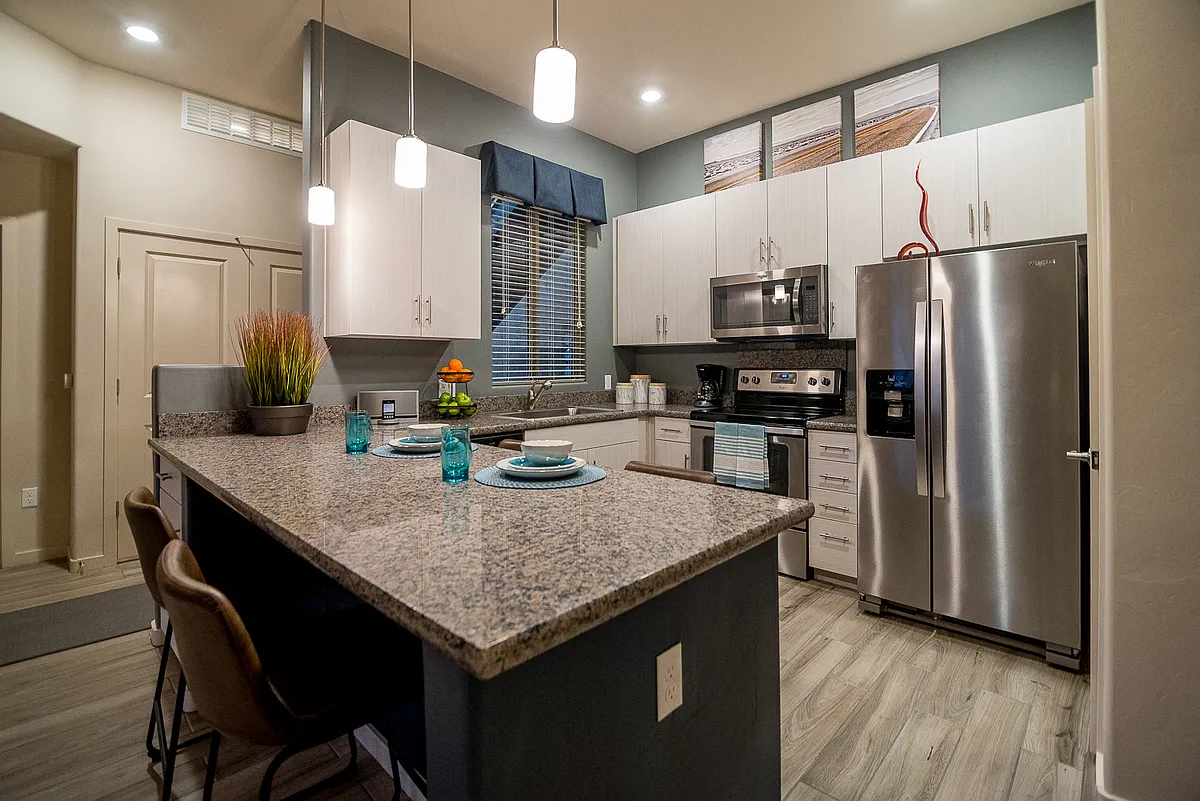Kitchen with granite countertops - Pima Canyon