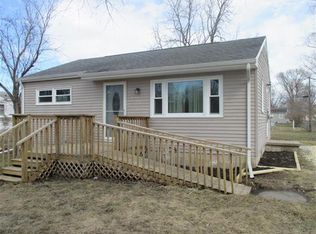 324 3rd St, Washburn, IA 50702