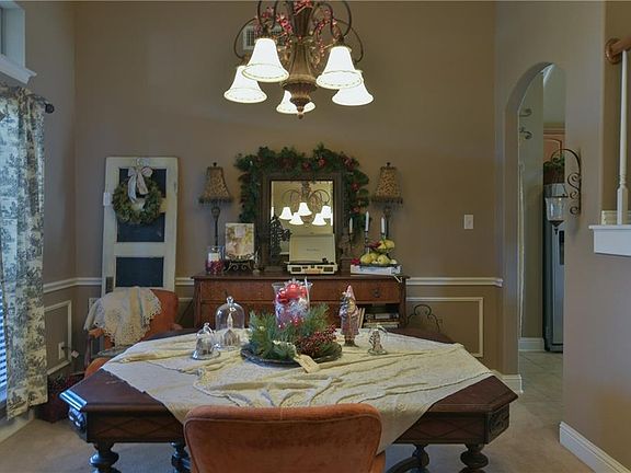 5th image of 9840 McFarring Dr