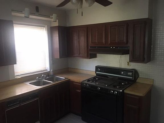 4th image of 4895 Farlin Ave Floor 1