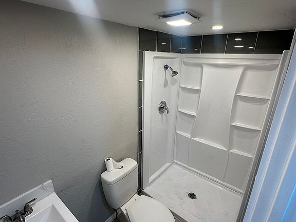 2nd image of 716 W Theo Ave #2