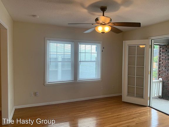 2nd image of 103 W 51st St Unit 2