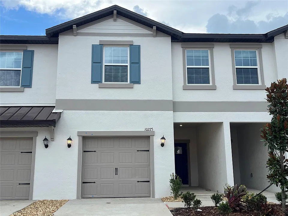 10225 Honey Hammock Way
