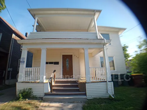 220 W Lapeer St #3 Photo 1