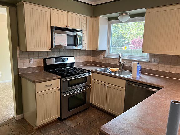 2nd image of 3062 Ailsa Craig Dr