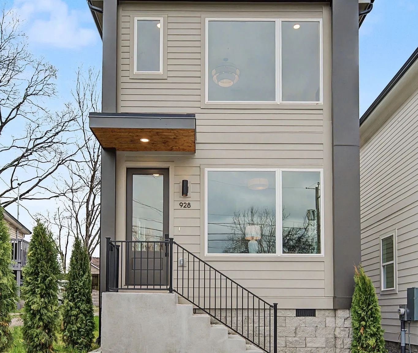 4 bed, 2193 sqft, $3,450 — Photo 2