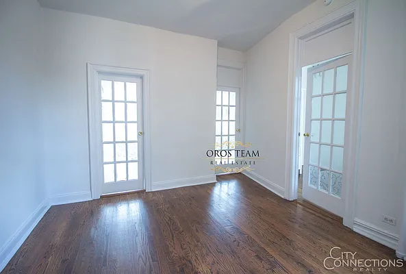 Rented by City Connections Realty | media 8