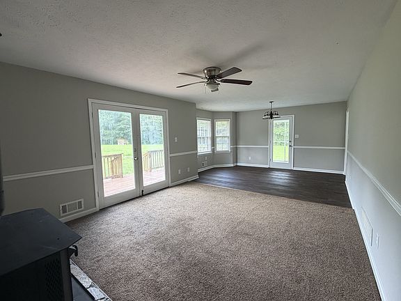 4th image of 965 Hillview Rd
