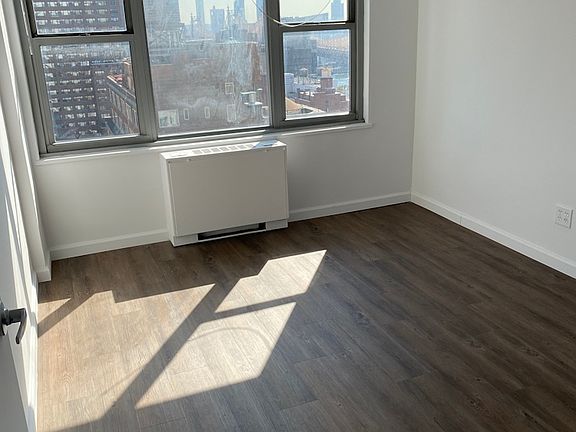3rd image of 245 E 63rd St #2502