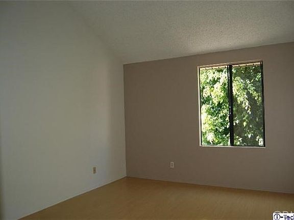 5th image of 703 E Lomita Ave APT 4