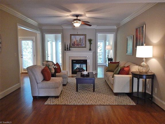 5th image of 1829 Canaan Dr