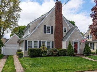 161 Buckingham Rd, West Hempstead, NY 11552