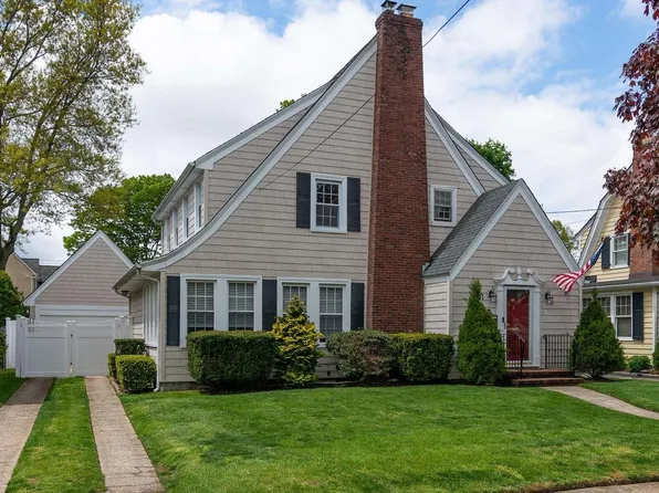 161 Buckingham Road, West Hempstead, NY 11552