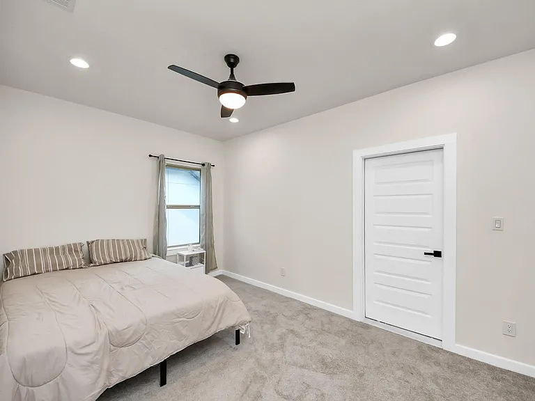 8420A Lanewood Dr — Photo 33