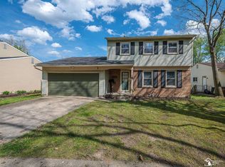 1790 Hamlet Dr, Ypsilanti, MI 48198