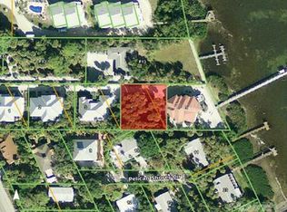 4121 N Beach Rd, Englewood, FL 34223