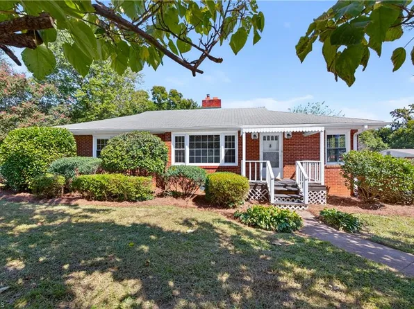 3304 Yanceyville St, Greensboro, NC 27405