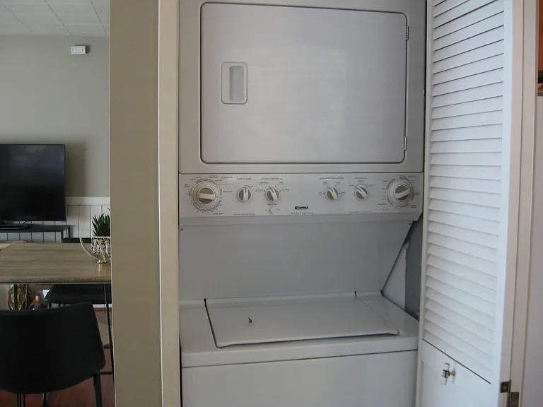 Inside washer/ dryer