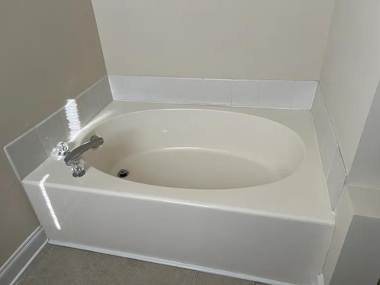 4417 Pine Hollow Dr — Photo 17