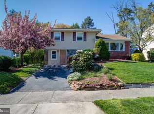 1105 Wynnbrook Rd, Secane, PA 19018