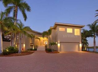 1280 Northport Dr, Sarasota, FL 34242