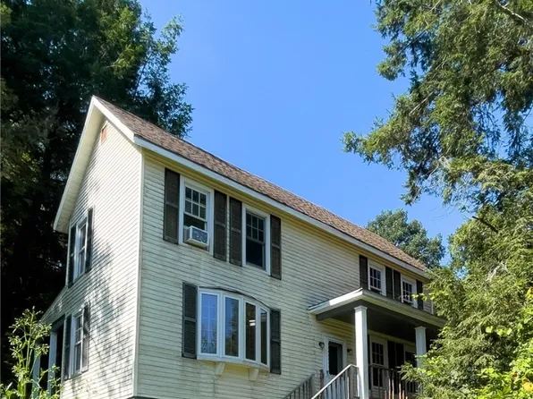 5895 Valencia Rd, Gibsonia, PA 15044