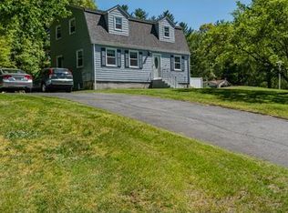 128 Gorwin Dr, Hanson, MA 02341