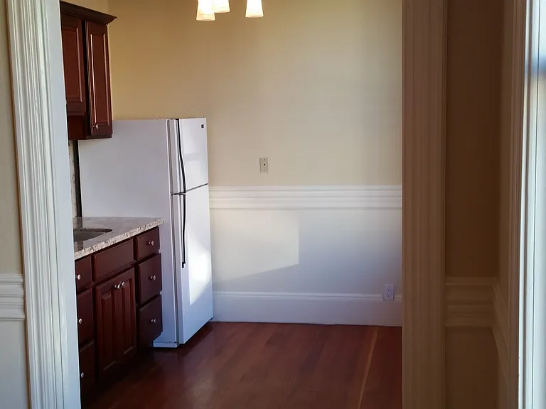 316 Valencia St — Photo 7