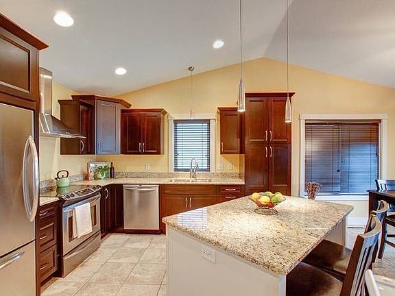 5th image of 47982 Jill Dr