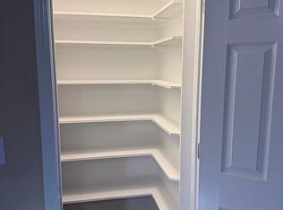 214 N Walnut St, Rose Hill, NC 28458