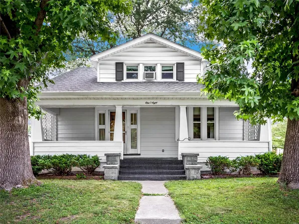108 N East St, New Athens, IL 62264