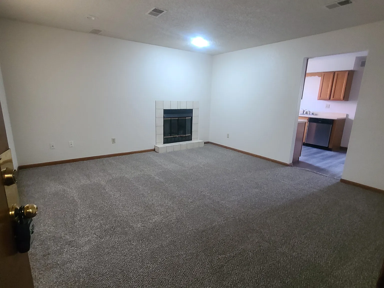1 bed, 800 sqft, $795 — Photo 3