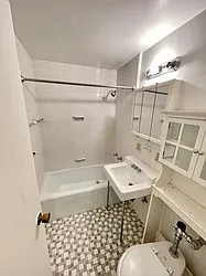 Rented by Addison Property Group