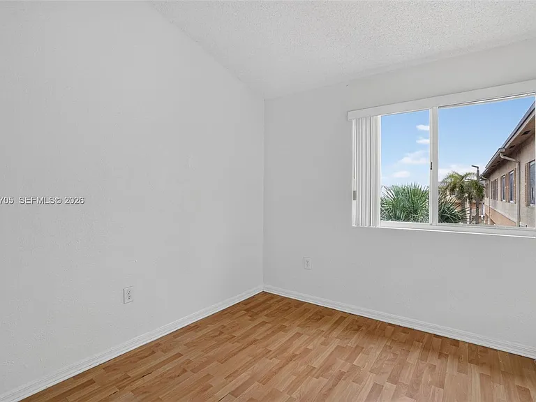 6225 Kendale Lakes Cir #253 — Photo 24