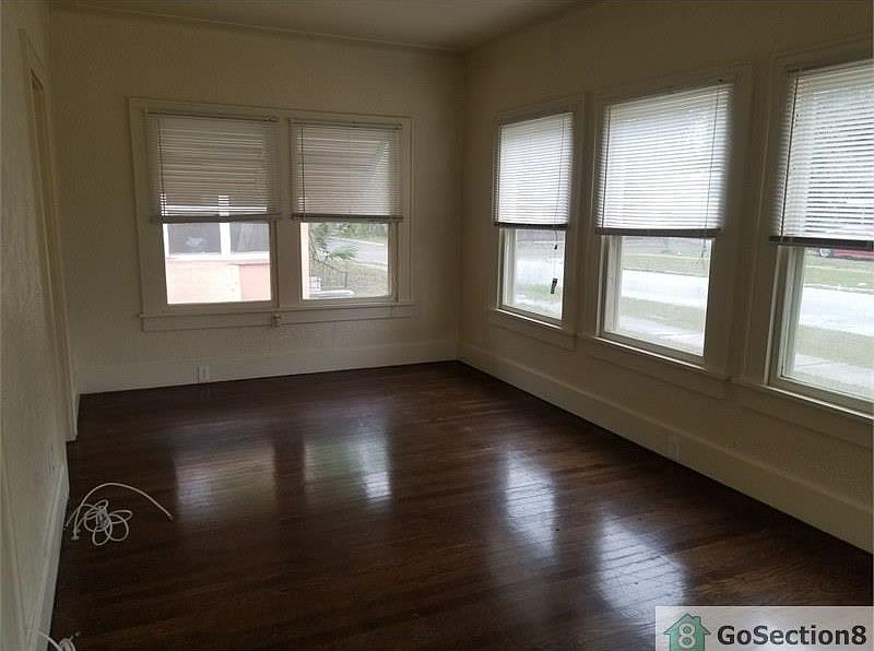 1st image of 662 29th Ave S