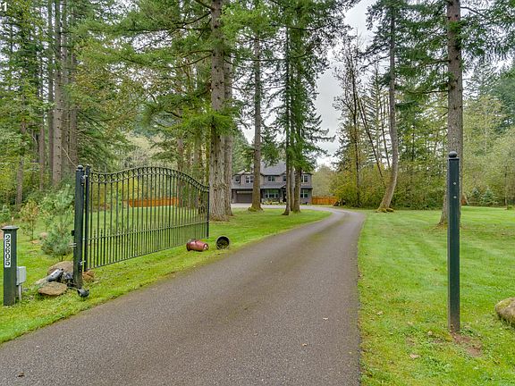 2nd image of 25605 NE 53rd St