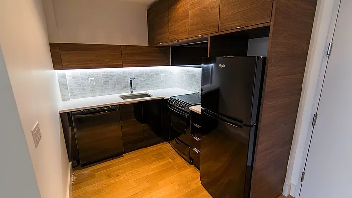 Rented by Nooklyn NYC LLC | media 18