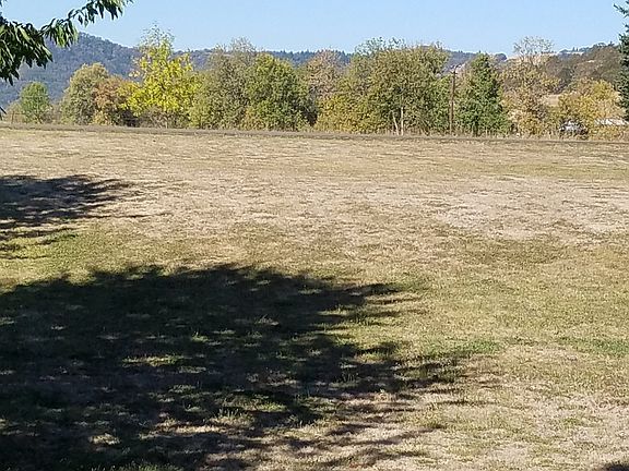 4th image of 307 Bailey Dr