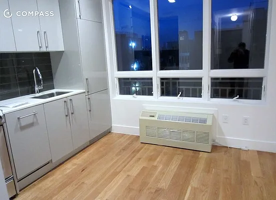 Rented by Compass | media 11