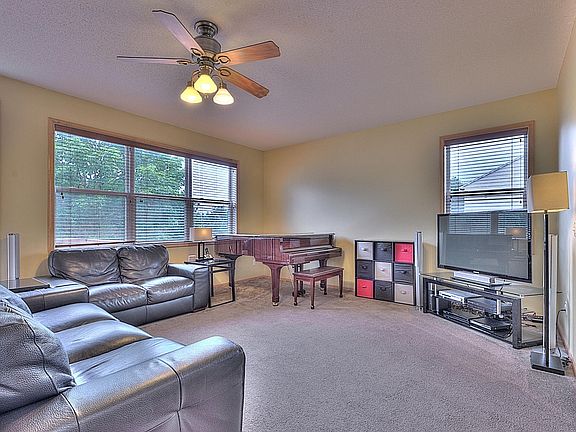 5th image of 2203 119th Ave NE