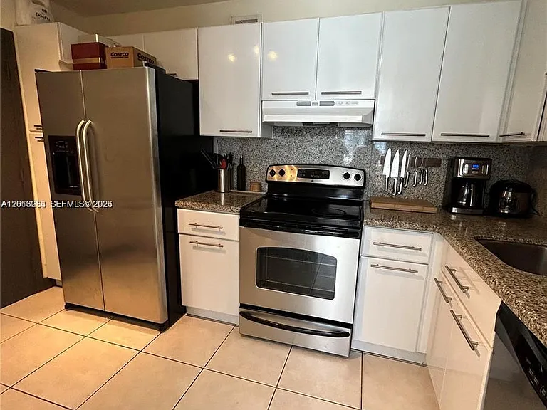 2016 Bay Dr #407 — Photo 7