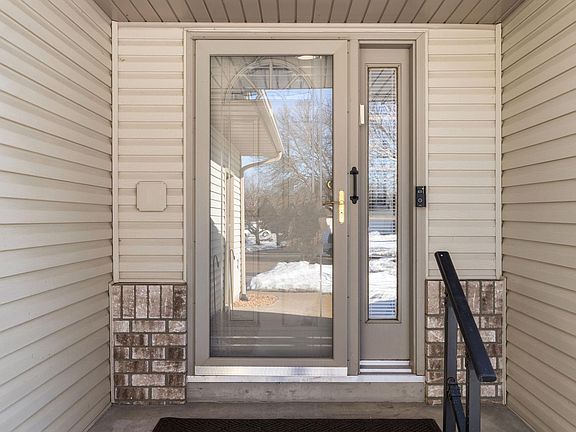 5th image of 8755 Coral Sea Ct NE
