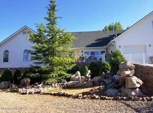 13601 N Walking Y Ln, Prescott, AZ 86305