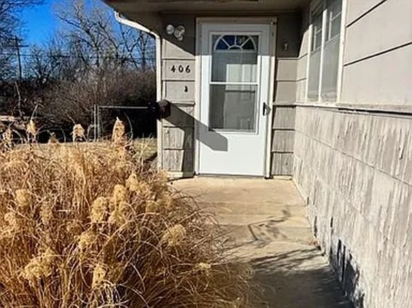406 Hazel Ct, Salina, KS 67401 – 2-bedroom rental in Salina